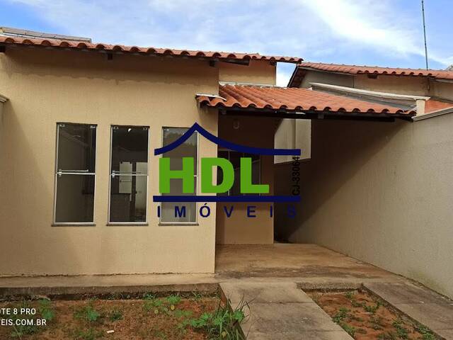 #CA-310 - Casa para Venda em Hidrolândia -  - 1